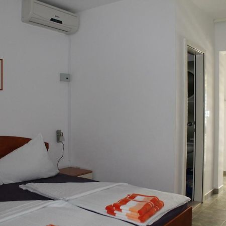 Apartmani Atila Damir Omiš Eksteriør billede