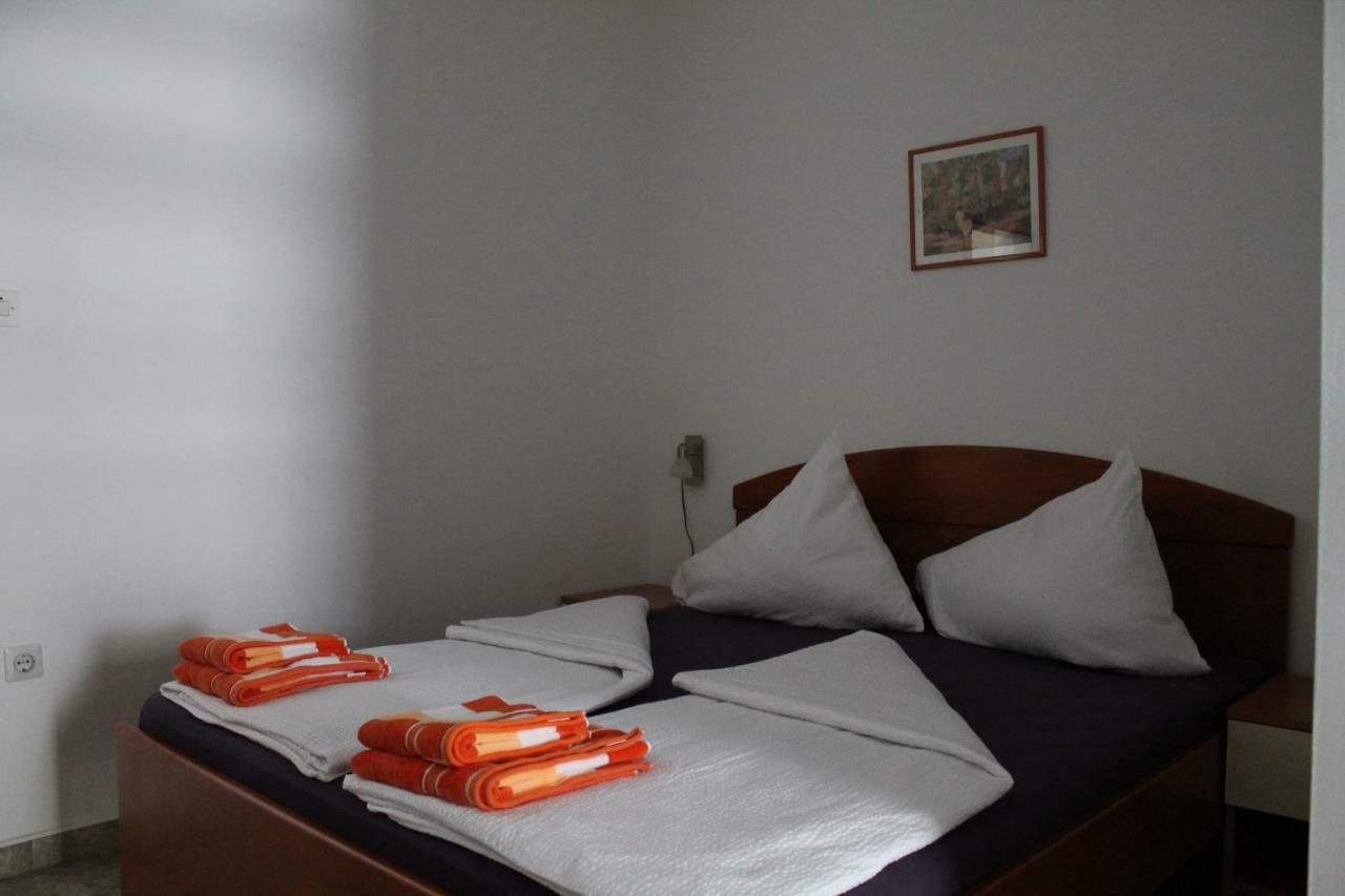 Apartmani Atila Damir Omiš Eksteriør billede