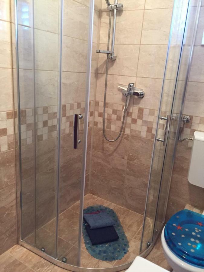 Apartmani Atila Damir Omiš Eksteriør billede