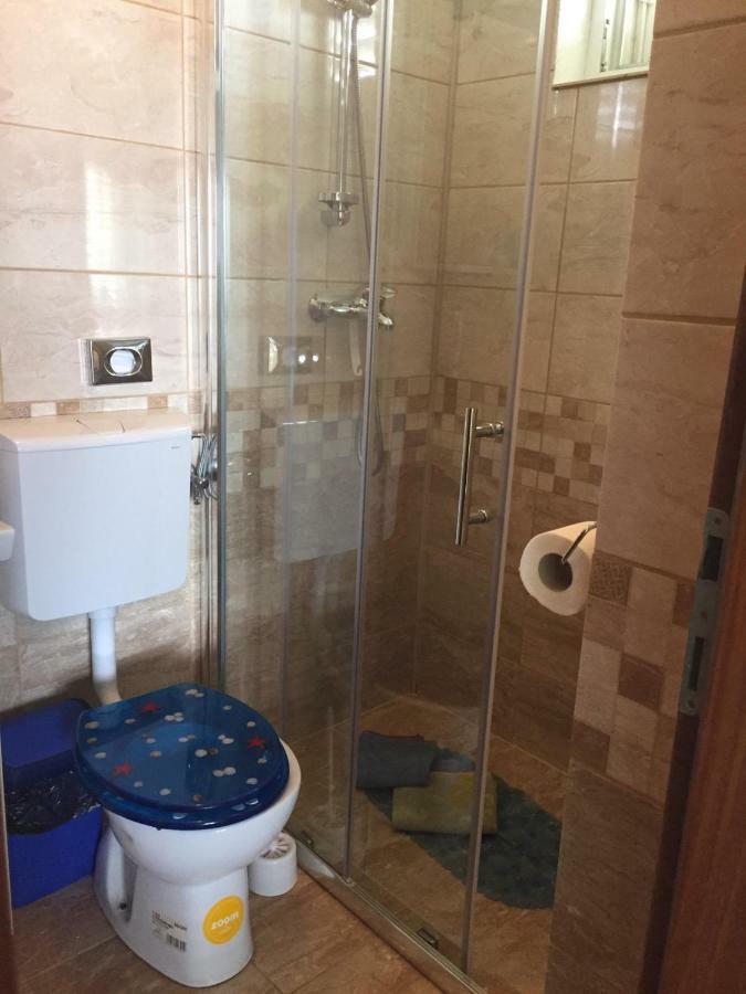 Apartmani Atila Damir Omiš Eksteriør billede