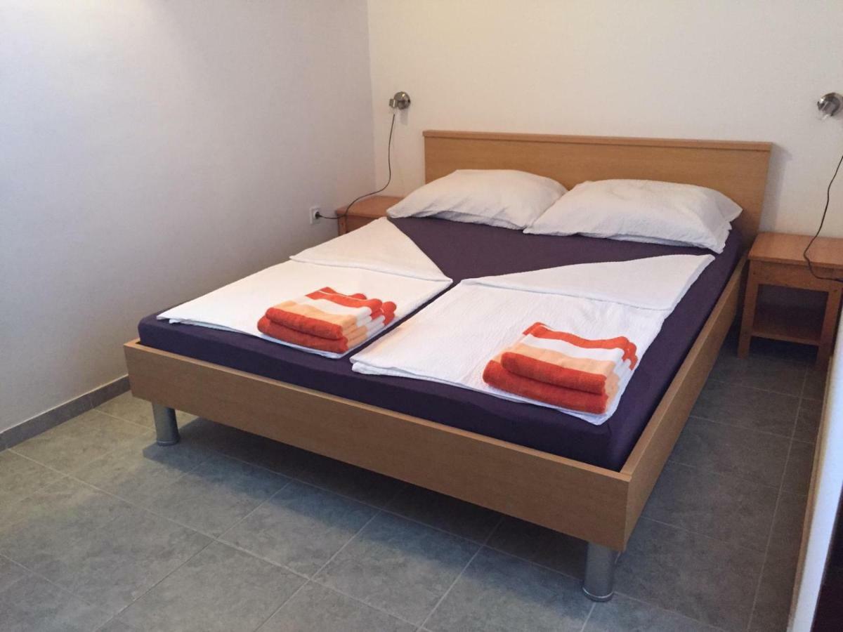 Apartmani Atila Damir Omiš Eksteriør billede