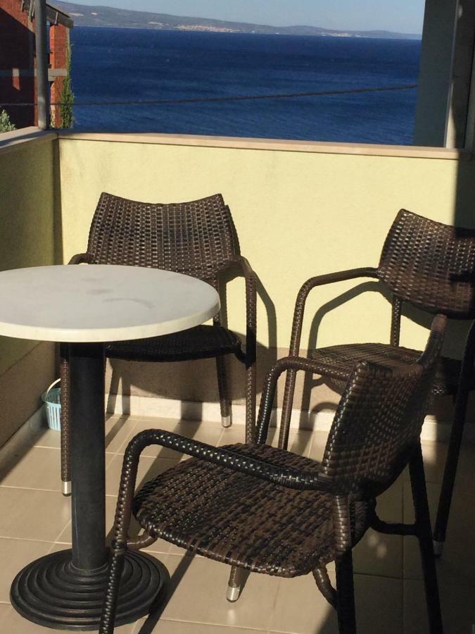 Apartmani Atila Damir Omiš Eksteriør billede