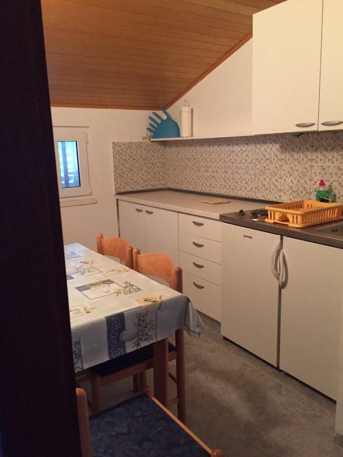 Apartmani Atila Damir Omiš Eksteriør billede